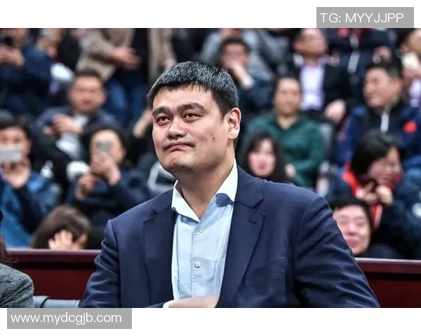 姚明脸照引发热议网友热情讨论其背后的故事与影响