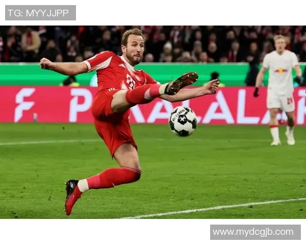 德国足球明星策格的辉煌历程与对足球的深远影响分析