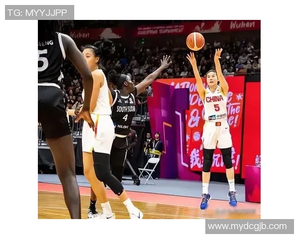 篮球明星布莱尔的传奇之路与他在赛场上的辉煌成就与人生故事